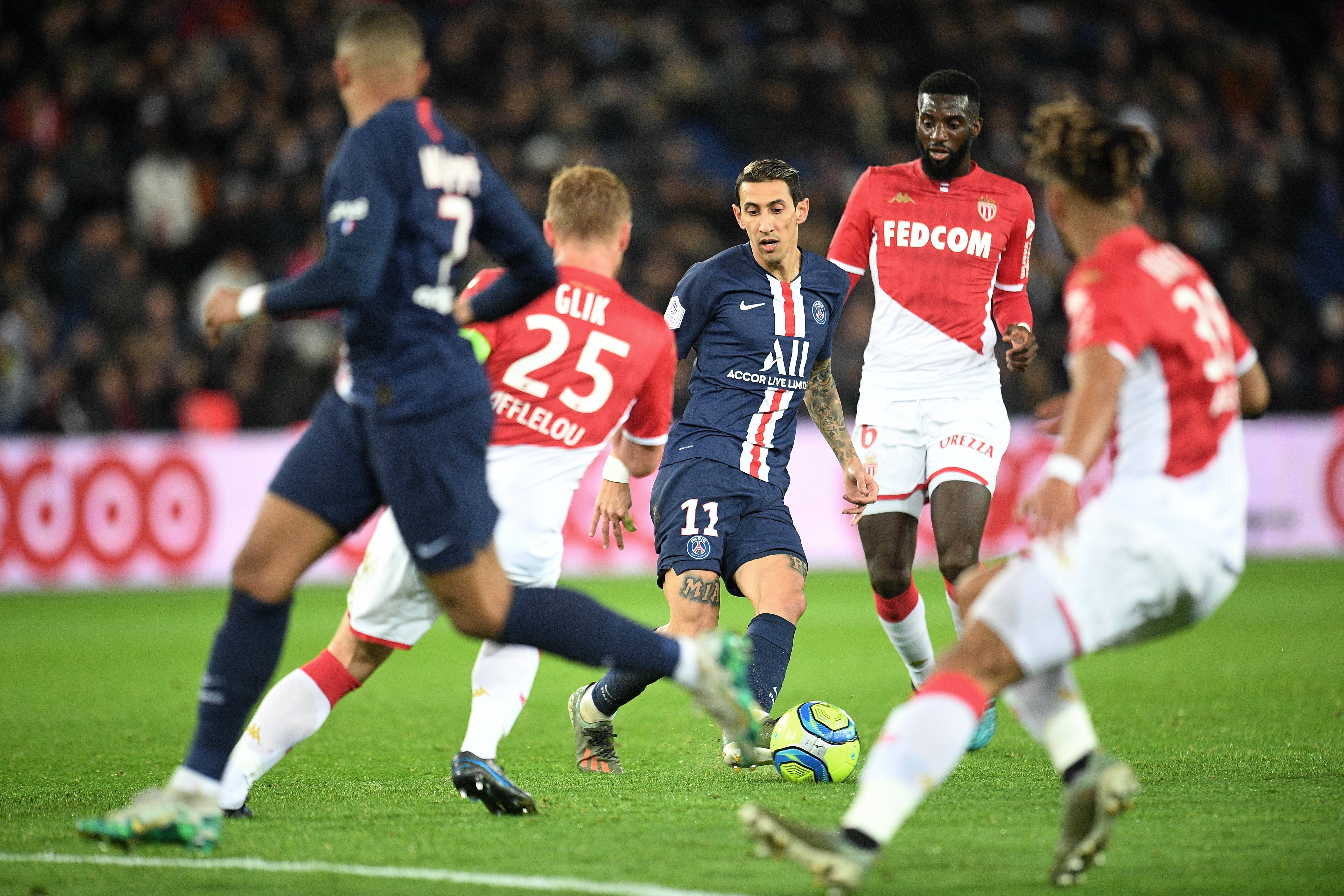 关于瓦伦西亚发布备战花絮；国际比赛日完成体检；欧冠任务艰巨；资深球员宣示担当的信息-九游APP